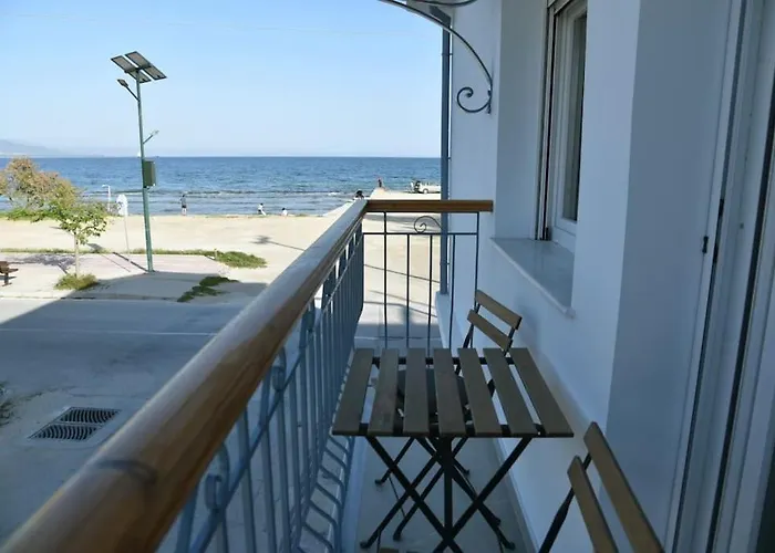 Apartment Clio παραθαλάσσια στις αλυκές βόλου παπαδάκου 11 *