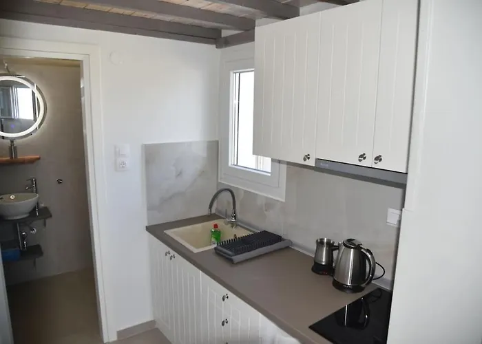 Apartment Clio παραθαλάσσια στις αλυκές βόλου παπαδάκου 11 Volos