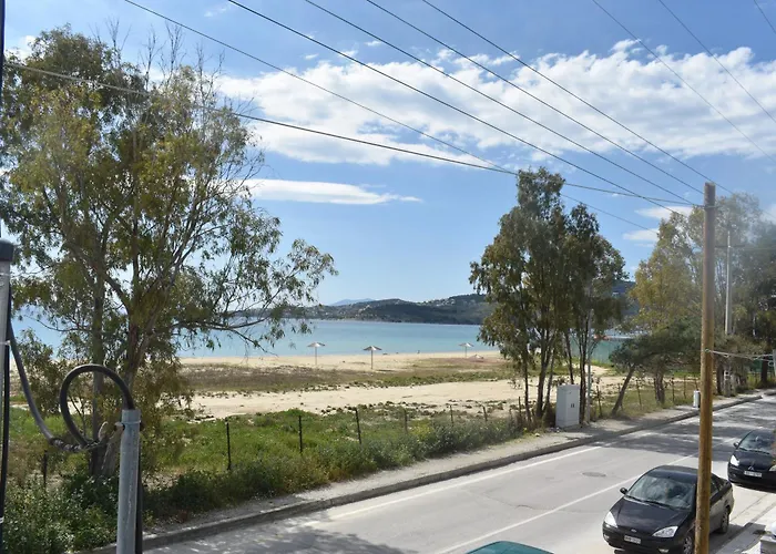 Clio παραθαλάσσια στις αλυκές βόλου παπαδάκου 11 *