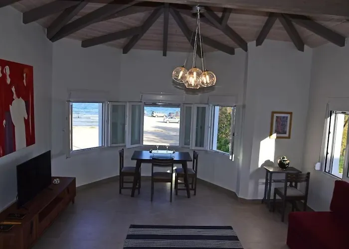 Apartment Clio παραθαλάσσια στις αλυκές βόλου παπαδάκου 11 Volos