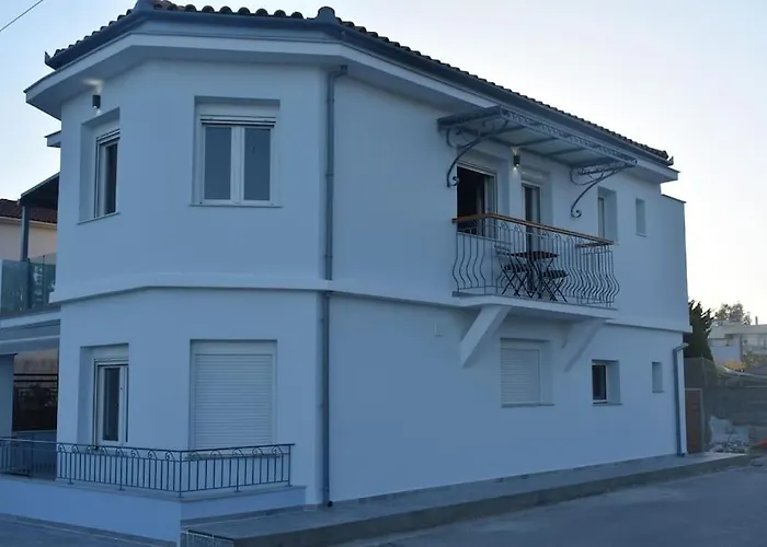 Apartment Clio παραθαλάσσια στις αλυκές βόλου παπαδάκου 11
